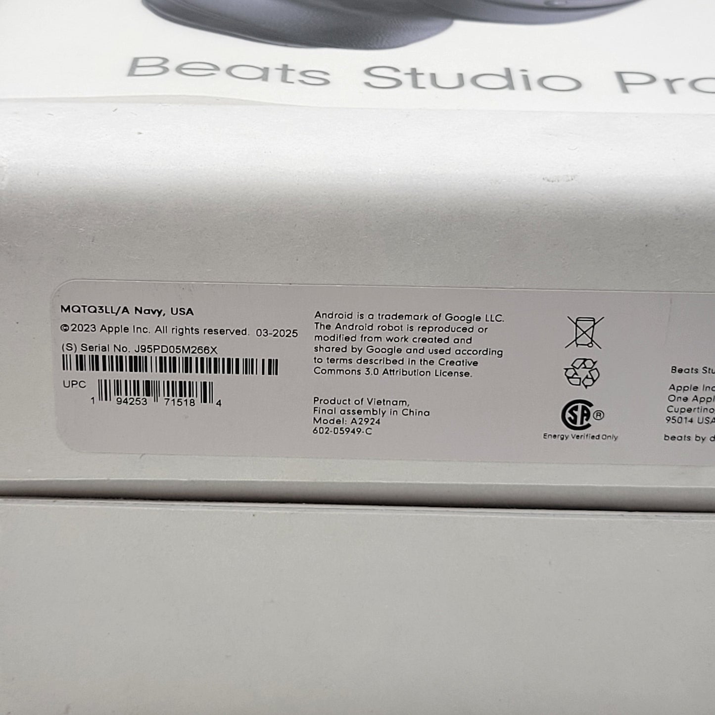 New Beats Studio Pro Wireless Over-Ear Noise Cancellling Headphones Navy