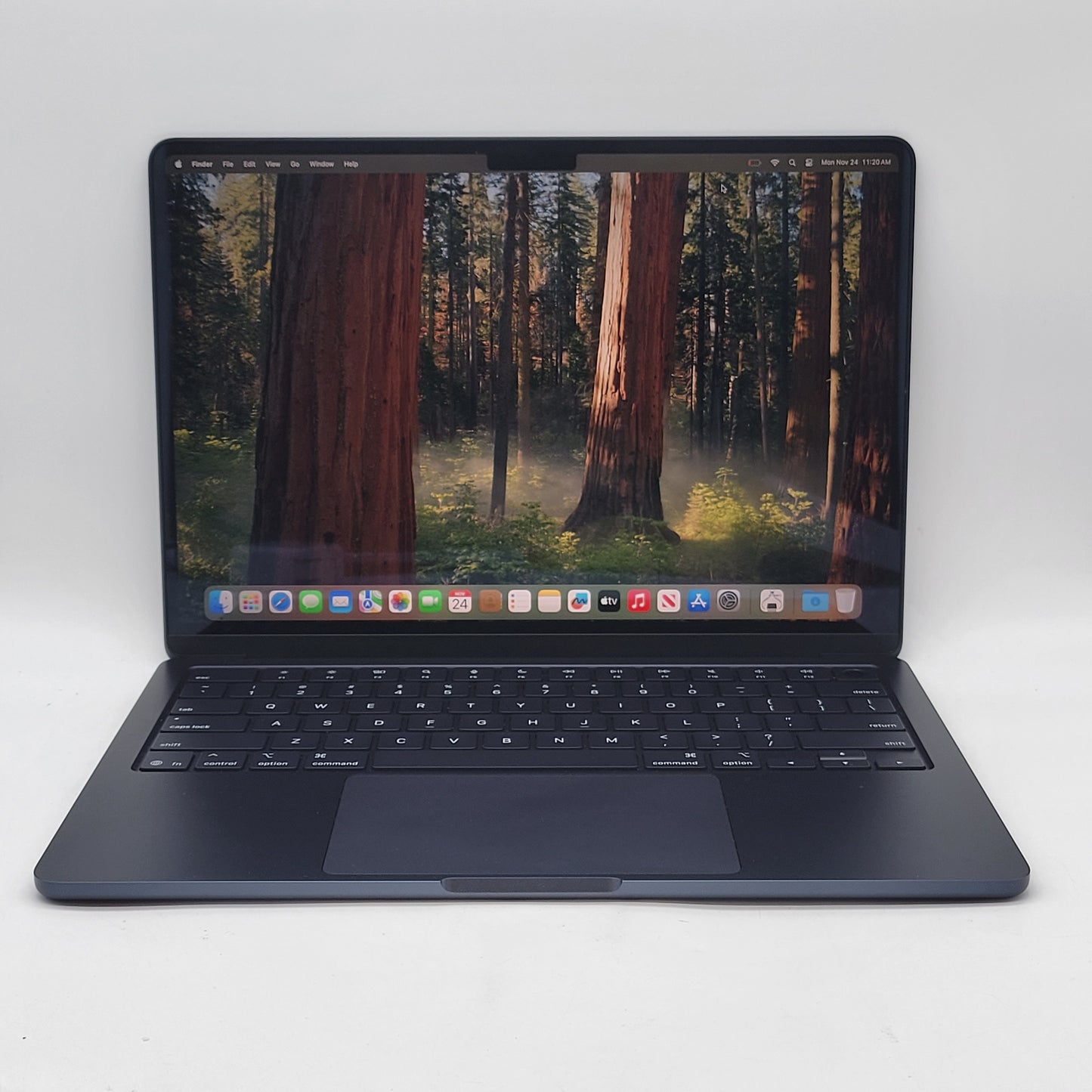 2025 Apple MacBook Air 13.6" M4 8 Core 4.5GHz 16GB RAM 256GB SSD A3240