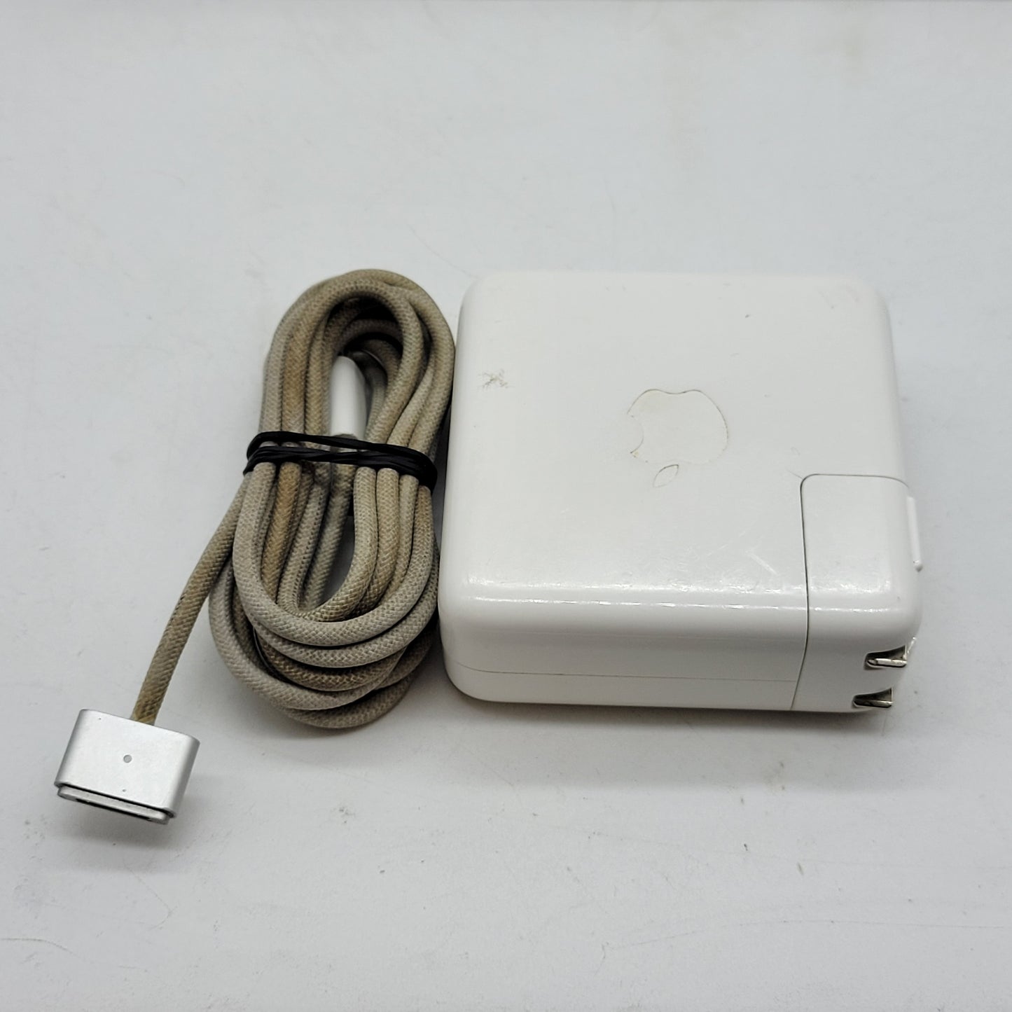2021 Apple MacBook Pro 14" M1 Pro 14C GPU 3.2GHz 16GB RAM 512GB SSD A2442