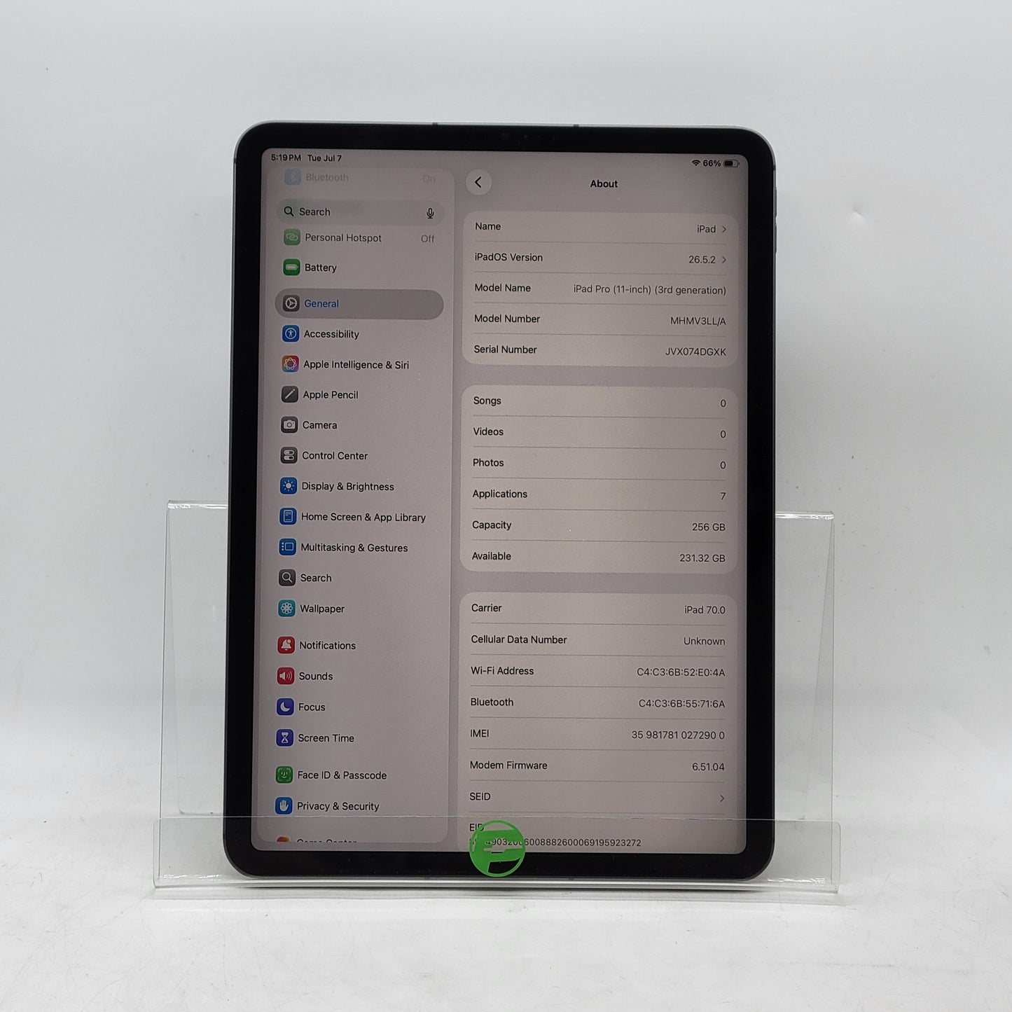Factory Unlocked Apple iPad Pro 11" 3rd Gen 256GB Space Gray MHMV3LL/A