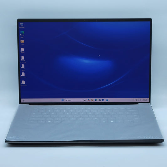 New Dell Precision 5690 P123F 16" Ultra 9 185H 2.5GHz 32GB RAM 1TB SSD RTX 2000