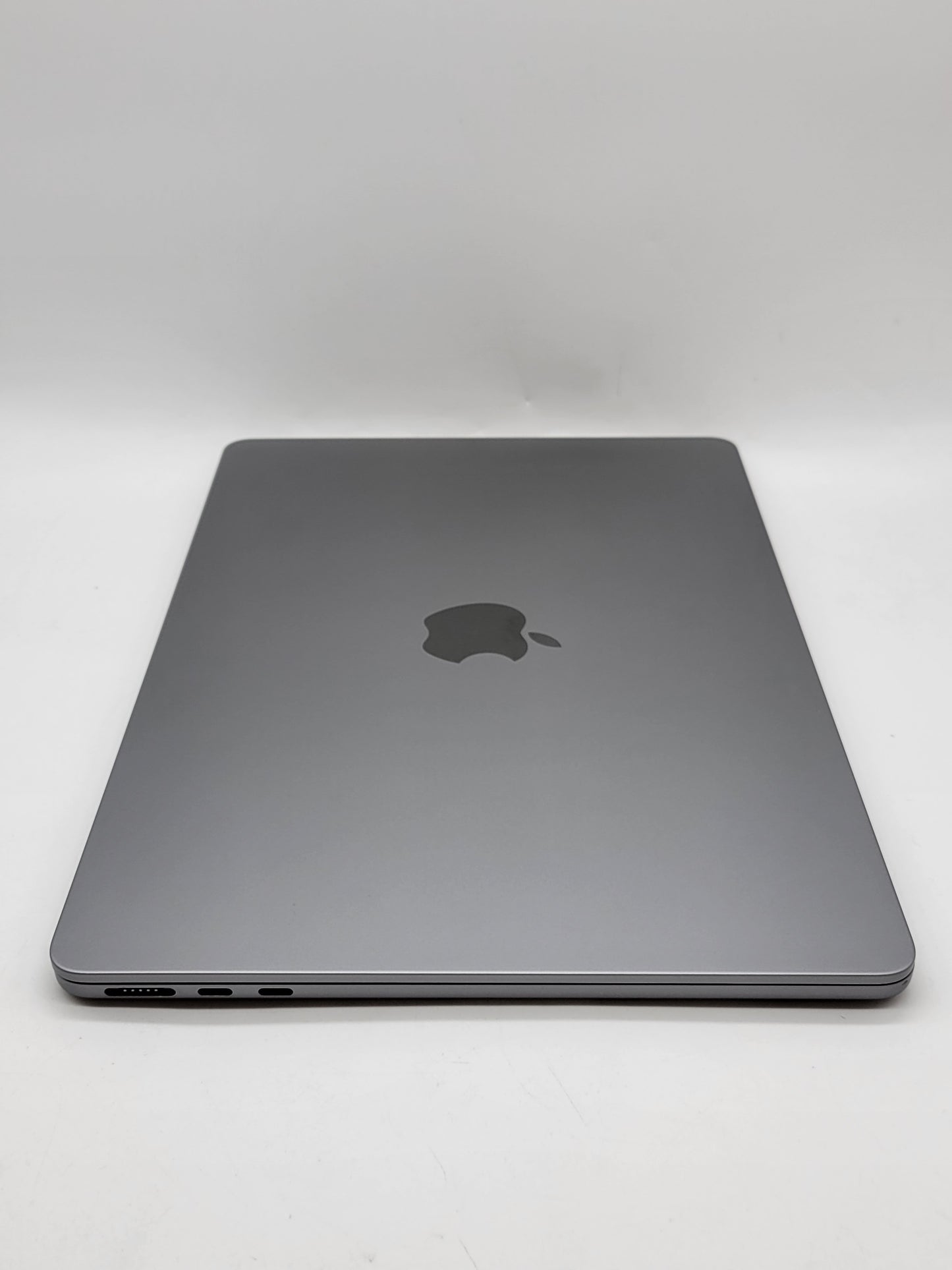 2024 Apple MacBook Air 13.6" M3 8C GPU 4.0GHz 8GB RAM 256GB SSD A3113