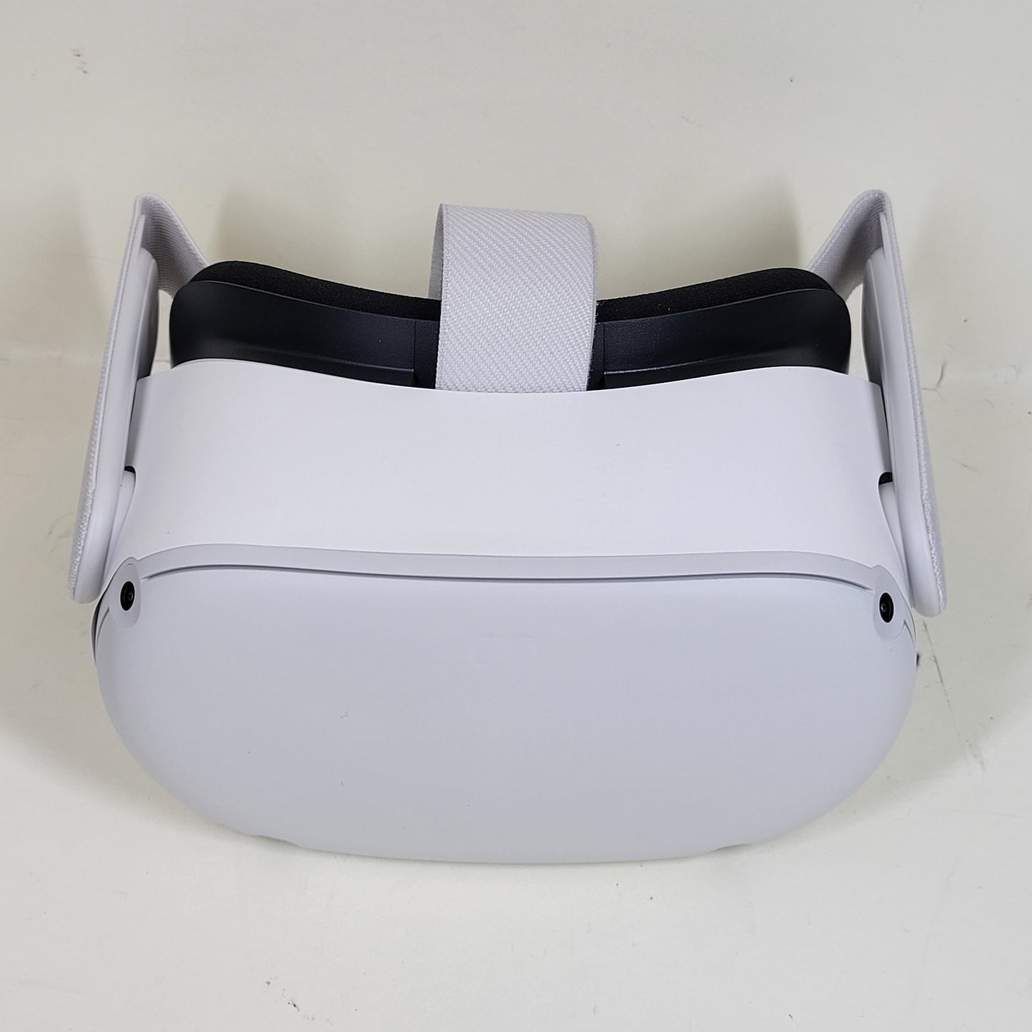 New Meta Quest 2 128GB Standalone All-in-One VR Headset KW49CM