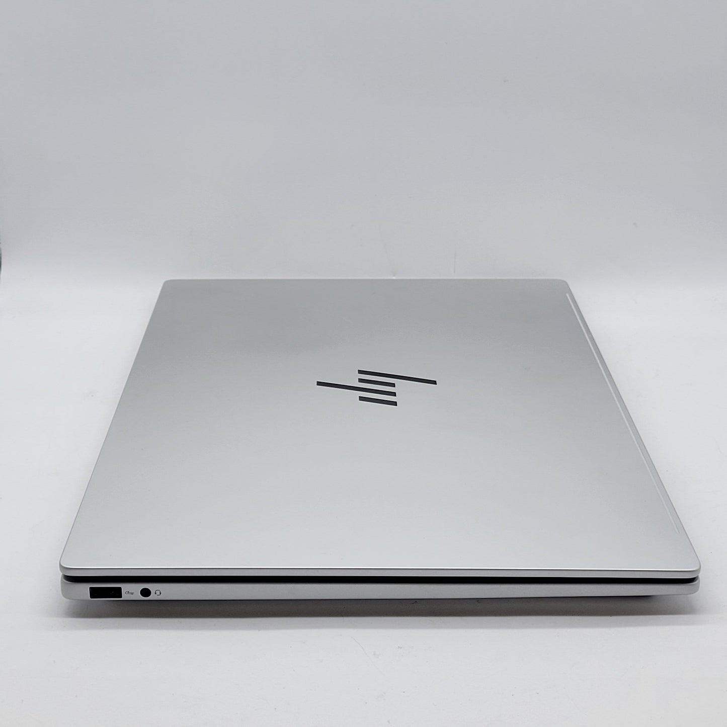 HP OmniBook 7 16-AZ0595C1 16" Intel Core 9 270H 2.7GHz 64GB RAM 2TB SSD