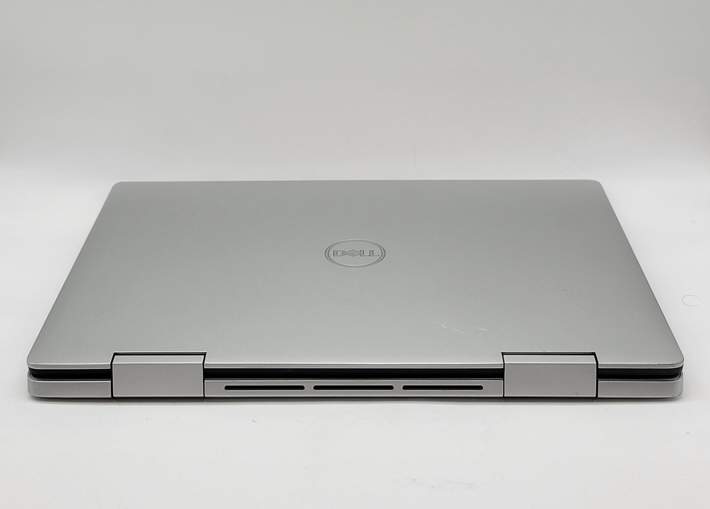 Dell Inspiron 5000 P93G 14" i5-8265U 1.8GHz 8GB RAM 256GB SSD