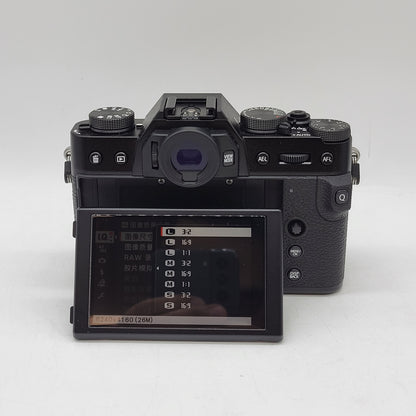 Fujifilm X-T30 II FF210005 26.1MP Digital Camera 530 Shutter Count With Lens