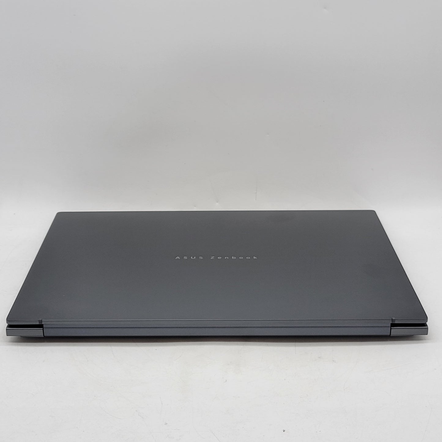 Asus Zenbook 14 UX3405C 14" Core Ultra 7 255H 2.0GHz 16GB RAM 512GB SSD