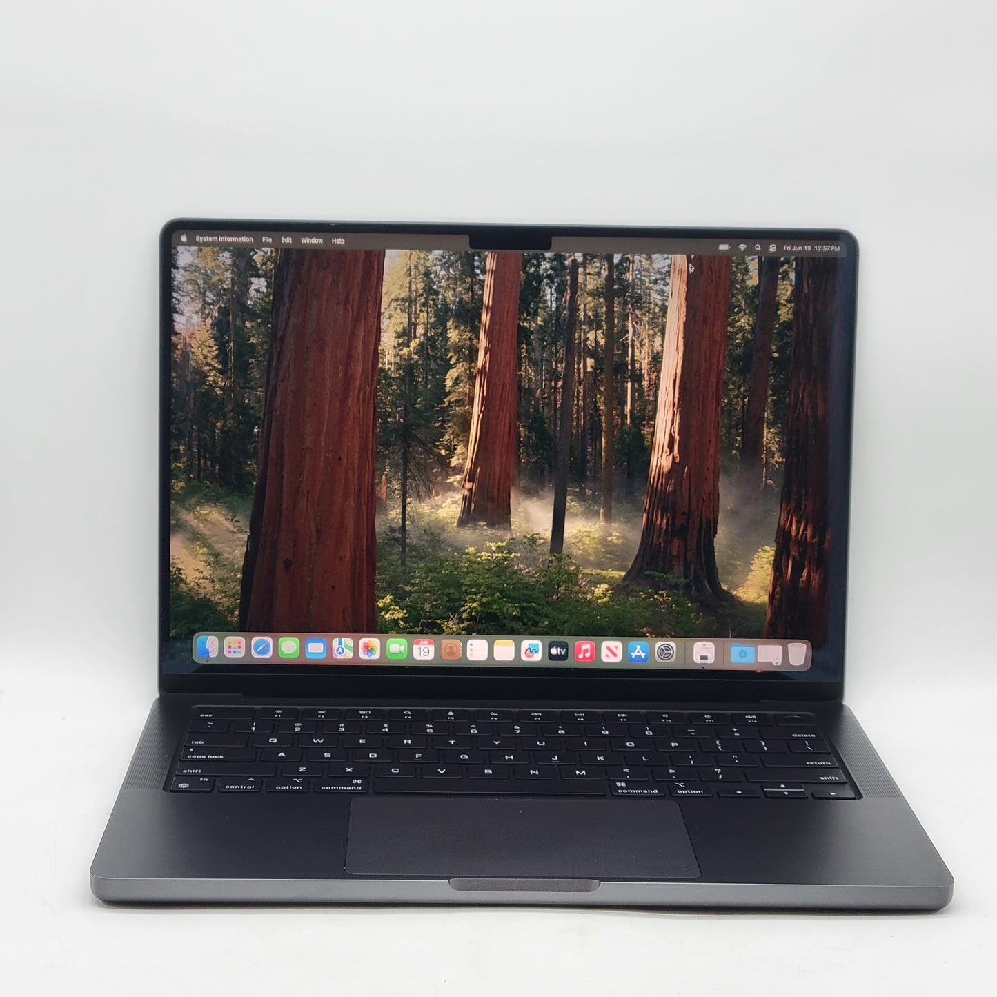 2024 Apple MacBook Pro 14" M4 10C GPU 4.5GHz 16GB RAM 1TB SSD A3112
