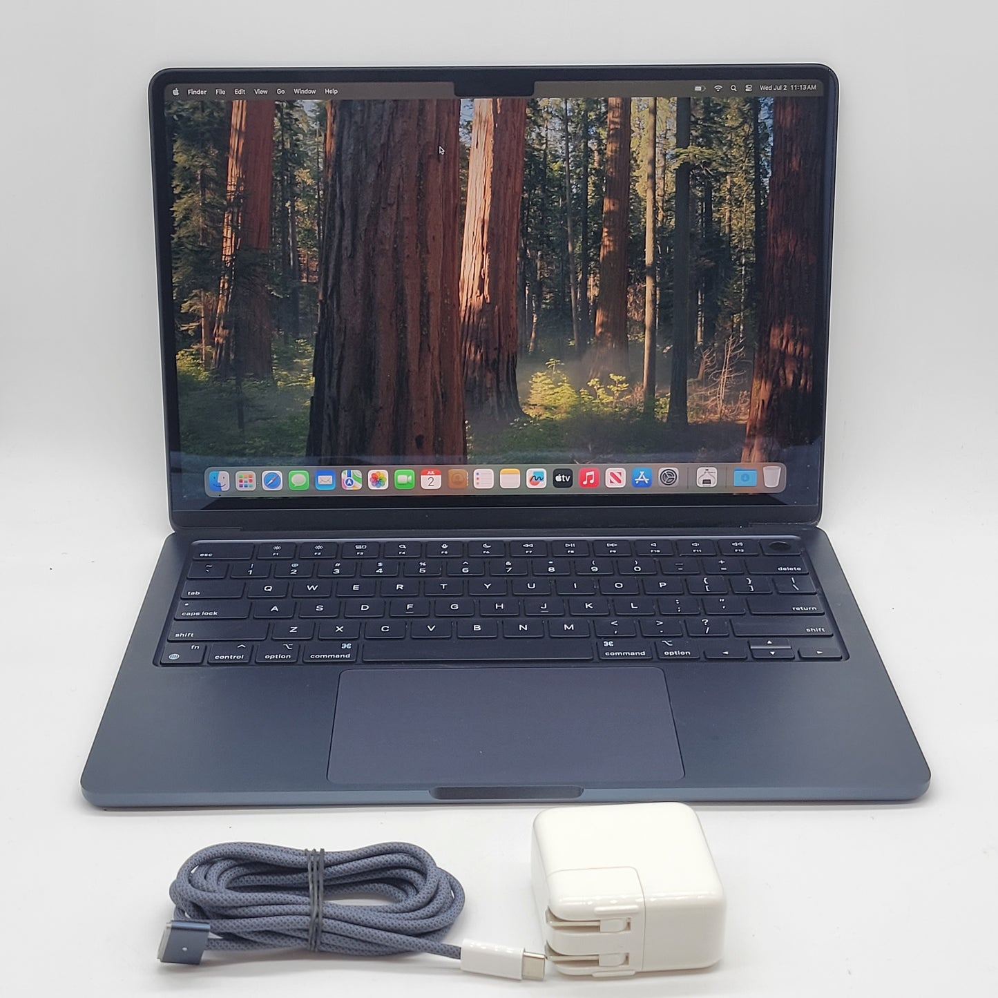 2024 Apple MacBook Air 13.6" M3 8C GPU 4.0GHz 8GB RAM 256GB SSD A3113