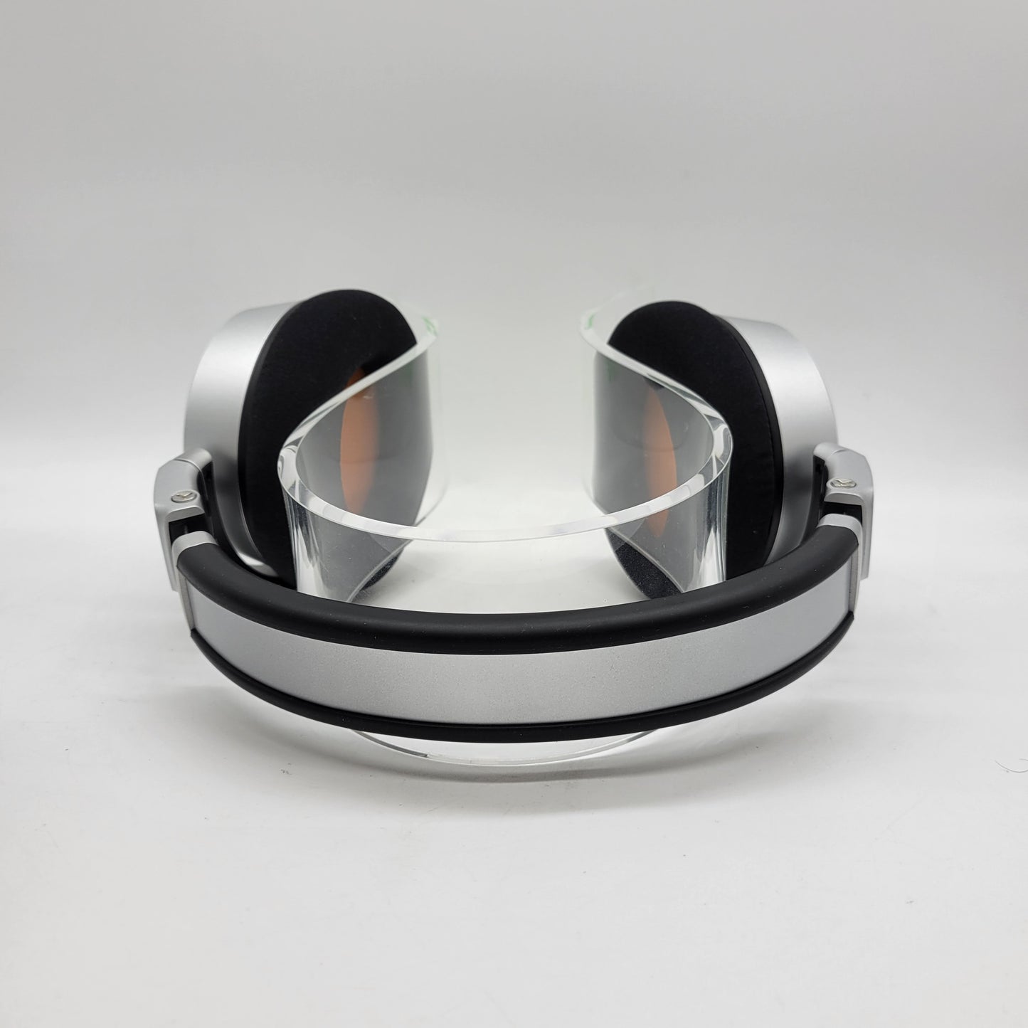 NEUMANN NDH 20 Closed Dynamic Headphone Black/Silver 508585