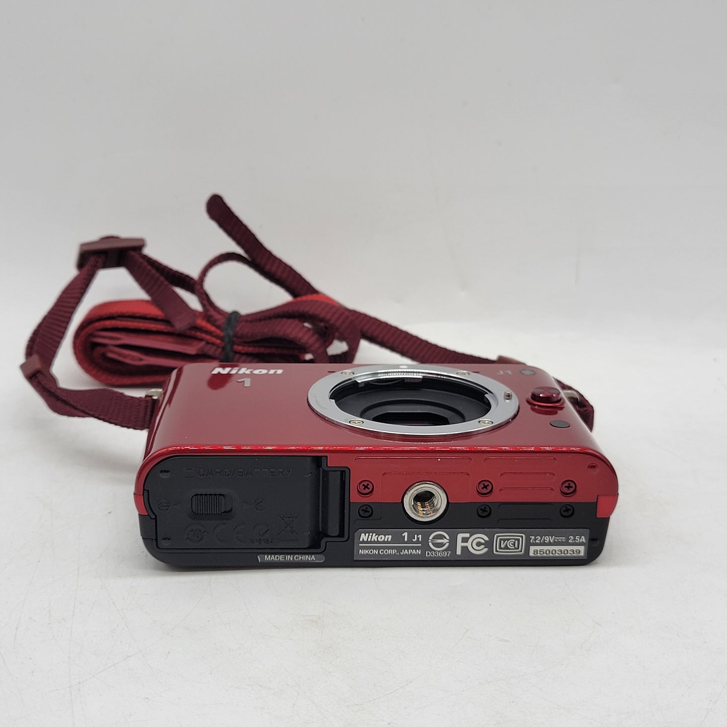 Nikon 1 J1 10.1MP Mirrorless Camera With Lens