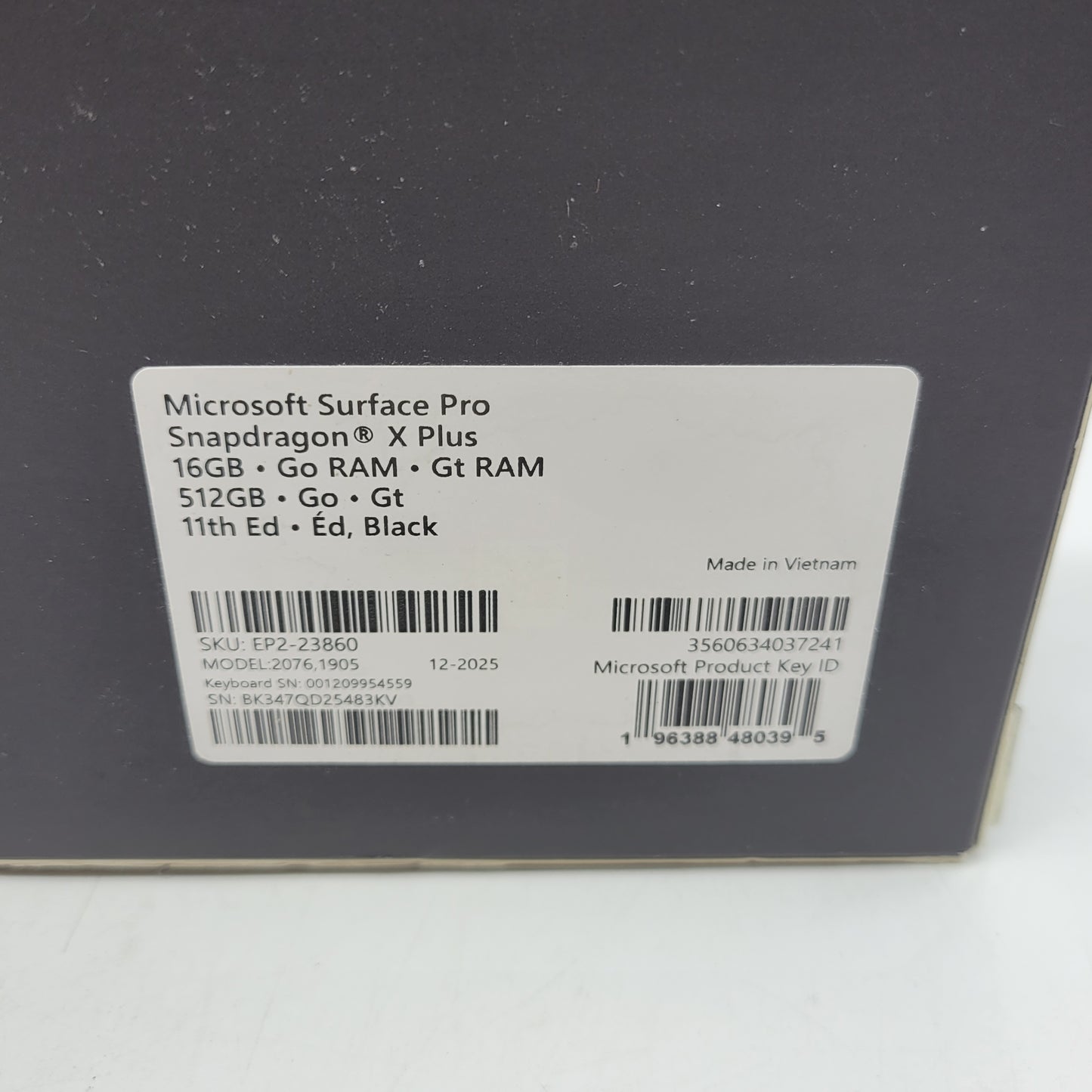 Microsoft Surface Pro 11th Edition 2076 13" Snapdragon X Plus 3.4GHz 16GB 512GB