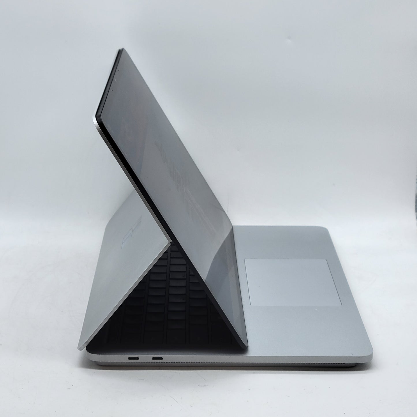 Microsoft Surface Laptop Studio 1 1964 14.4" I7-11370H 3.3GHz 16GB RAM 512GB SSD