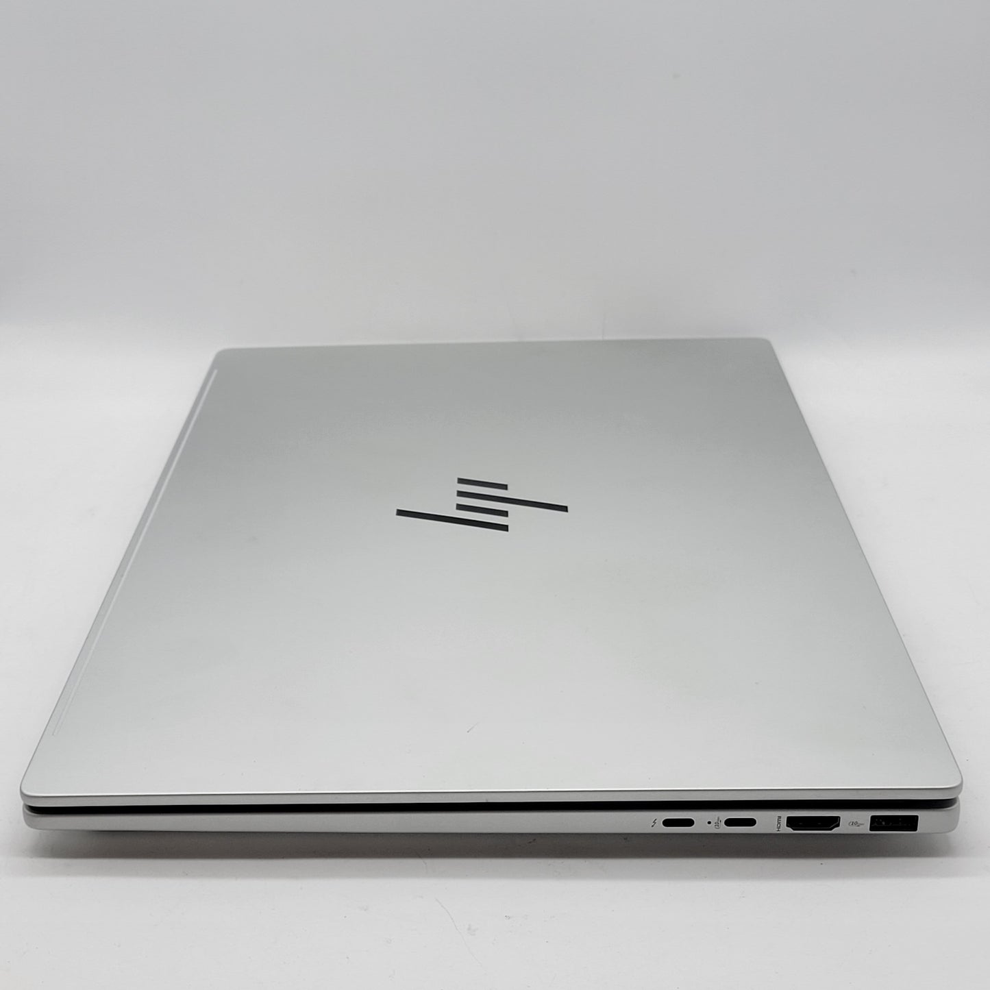 HP OmniBook 7 16-AZ0595C1 16" Intel Core 9 270H 2.7GHz 64GB RAM 2TB SSD