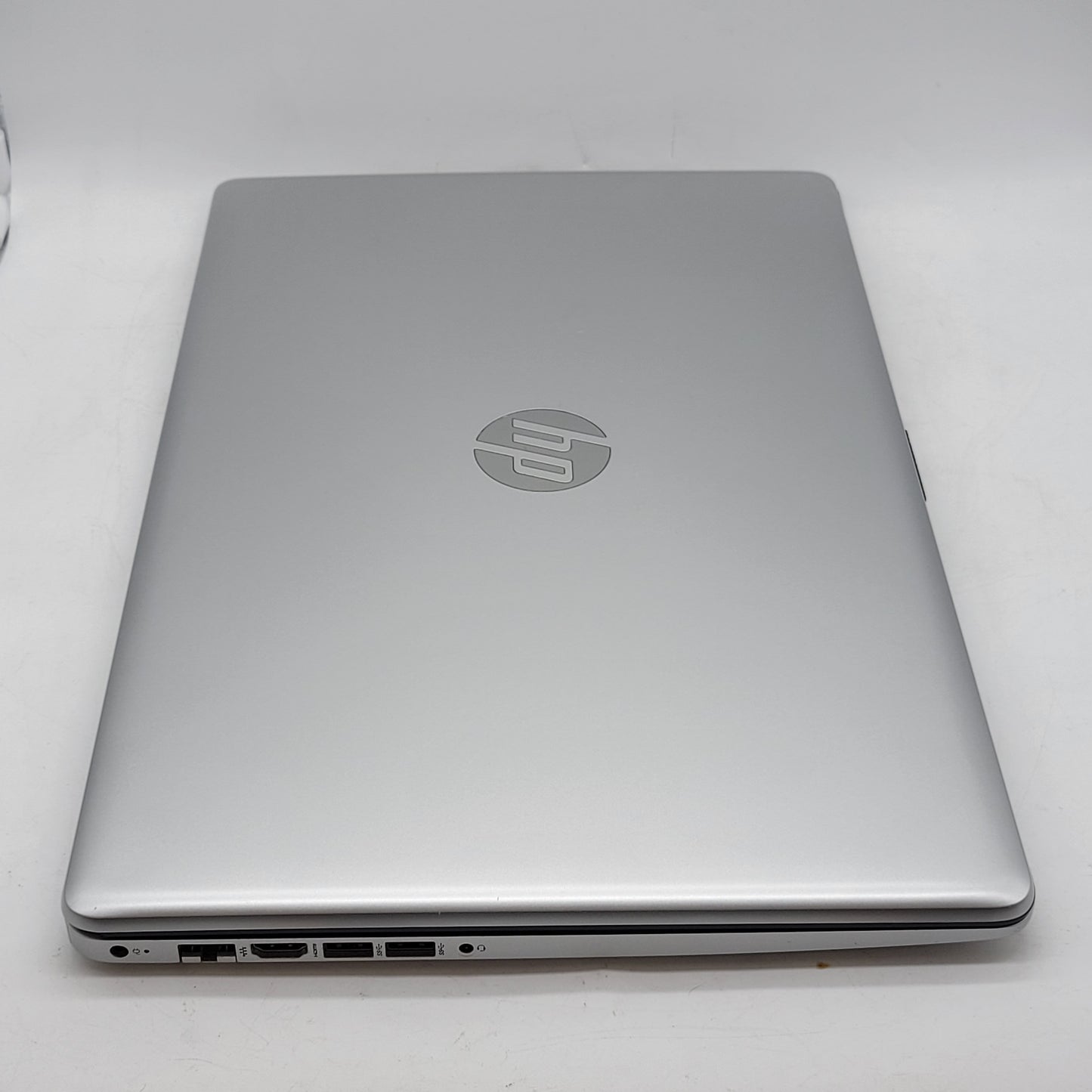 HP Laptop 17-ca0016ds 17" A9-9425 3.1GHz 8GB RAM 256GB SSD