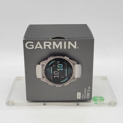 New Garmin Fenix 8 43mm Smartwatch 010-02903-00 AMOLED Premium