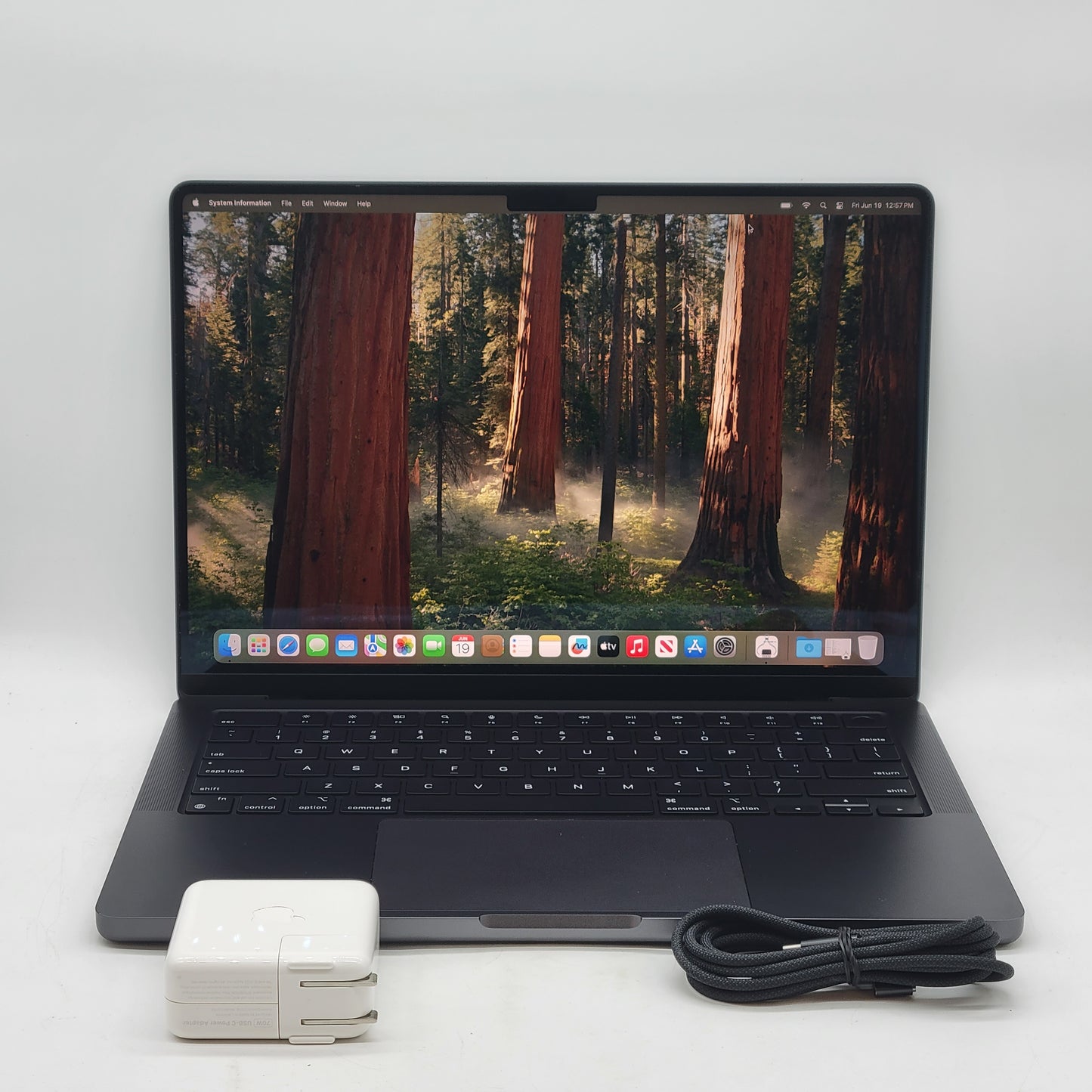 2024 Apple MacBook Pro 14" M4 10C GPU 4.5GHz 16GB RAM 1TB SSD A3112