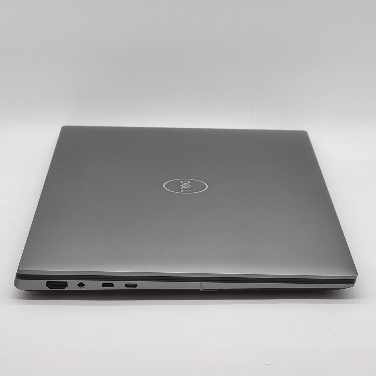 New Dell Precision 5690 P123F 16" Ultra 9 185H 2.5GHz 32GB RAM 1TB SSD RTX 2000