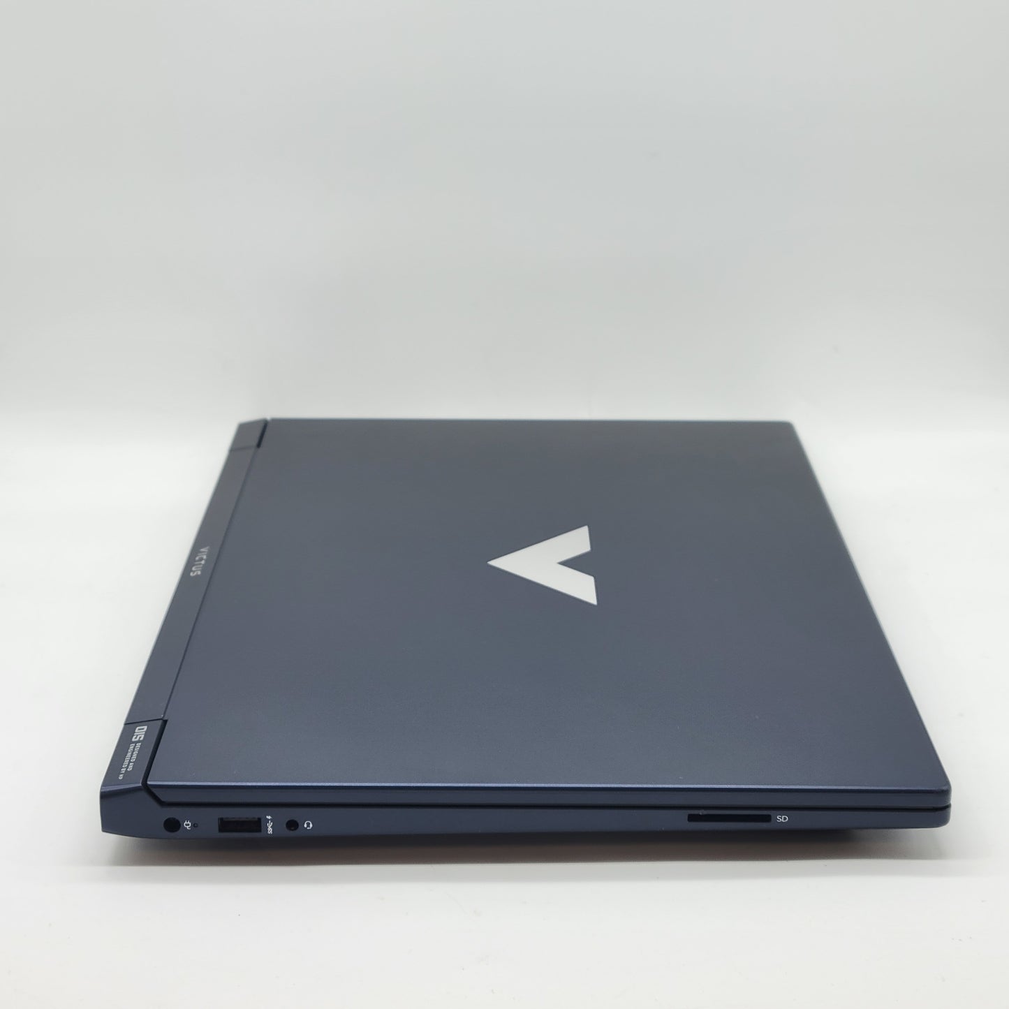 HP Victus 15-FA0033DX 15.6" i5-12450H 2.0GHz 8GB RAM 512GB SSD GeForce RTX 3050