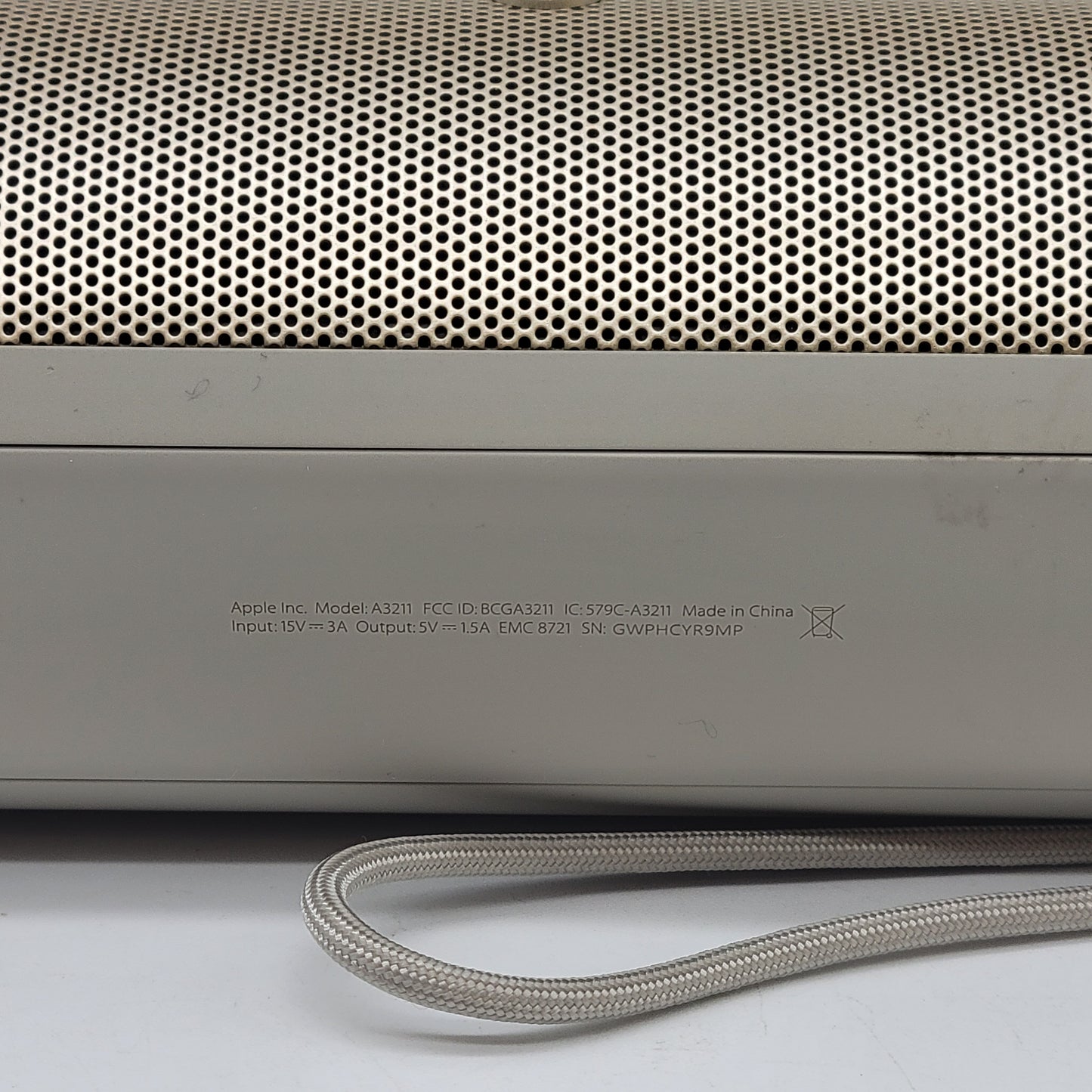 Beats Pill Wireless Portable Bluetooth Speaker Gold A3211